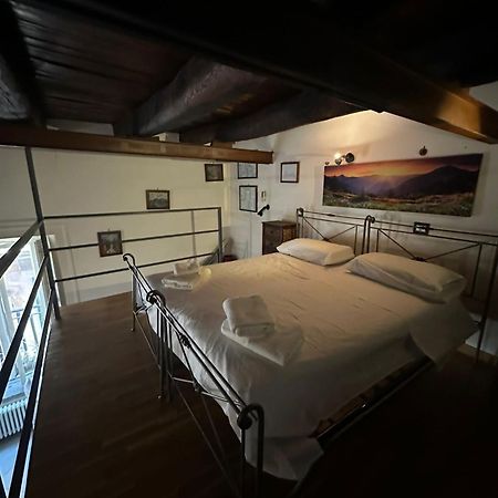 Casa Vacanza Trinita Napoli Ngoại thất bức ảnh