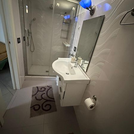Casa Vacanza Trinita Napoli Ngoại thất bức ảnh