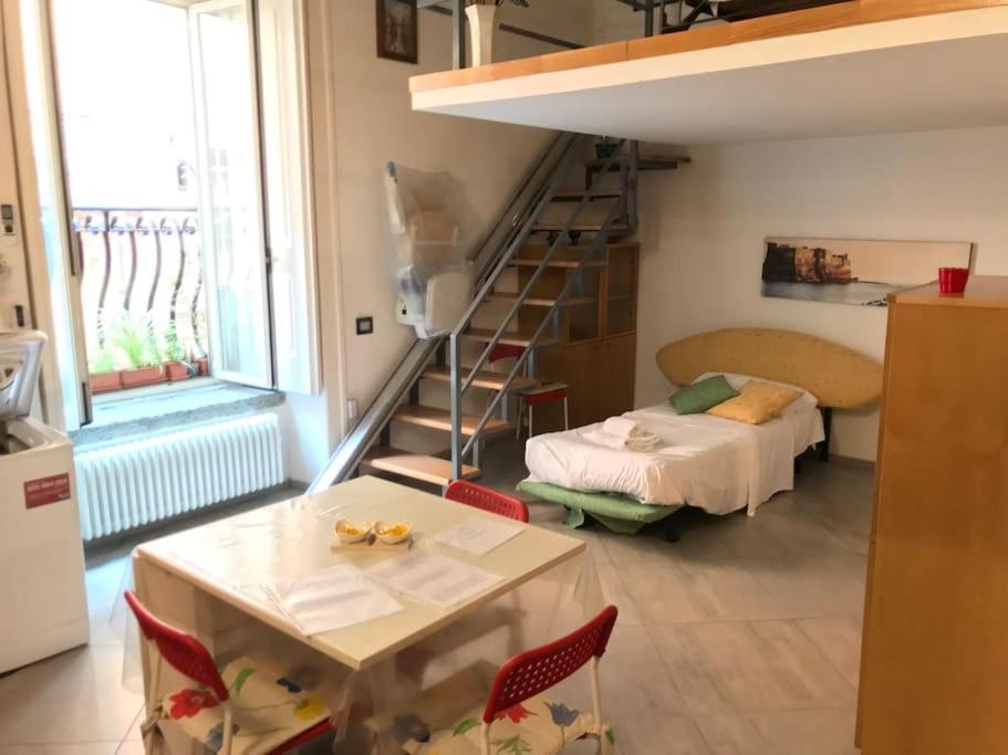 Casa Vacanza Trinita Napoli Ngoại thất bức ảnh
